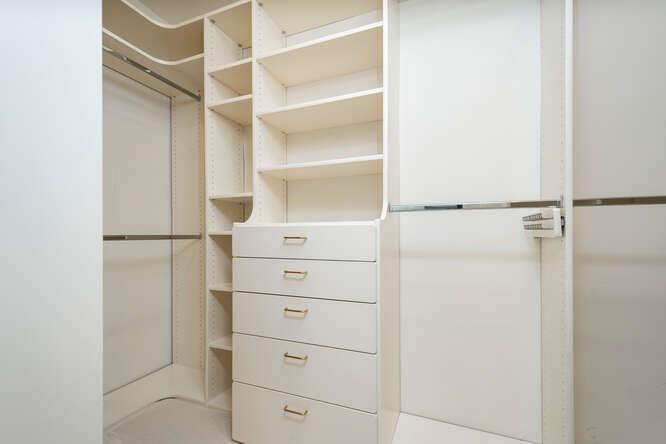 1019 Harvard Road San Mateo, CA 94402 - Photo 11 of 34 Gallery Image 11