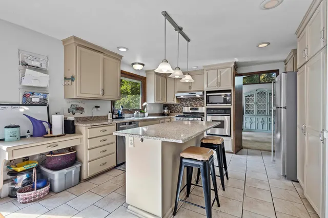 $360,000 | 3038 Bayview Drive, Green Bay, WI 54311