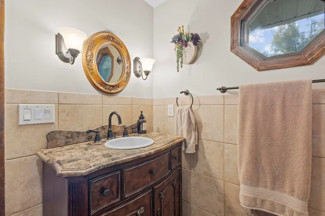 $360,000 | 3038 Bayview Drive, Green Bay, WI 54311