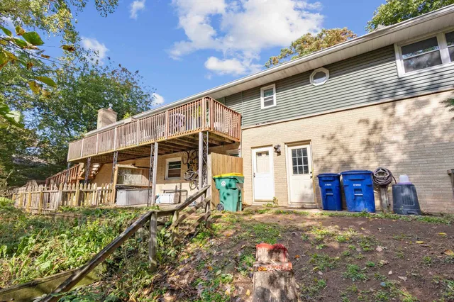 $360,000 | 3038 Bayview Drive, Green Bay, WI 54311