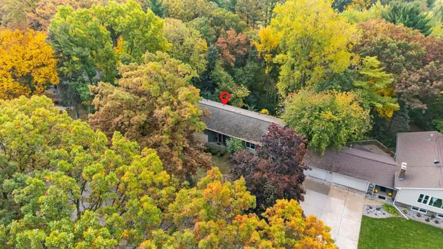 $360,000 | 3038 Bayview Drive, Green Bay, WI 54311