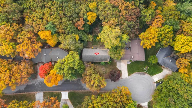 $360,000 | 3038 Bayview Drive, Green Bay, WI 54311