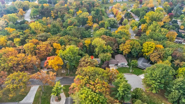 $360,000 | 3038 Bayview Drive, Green Bay, WI 54311