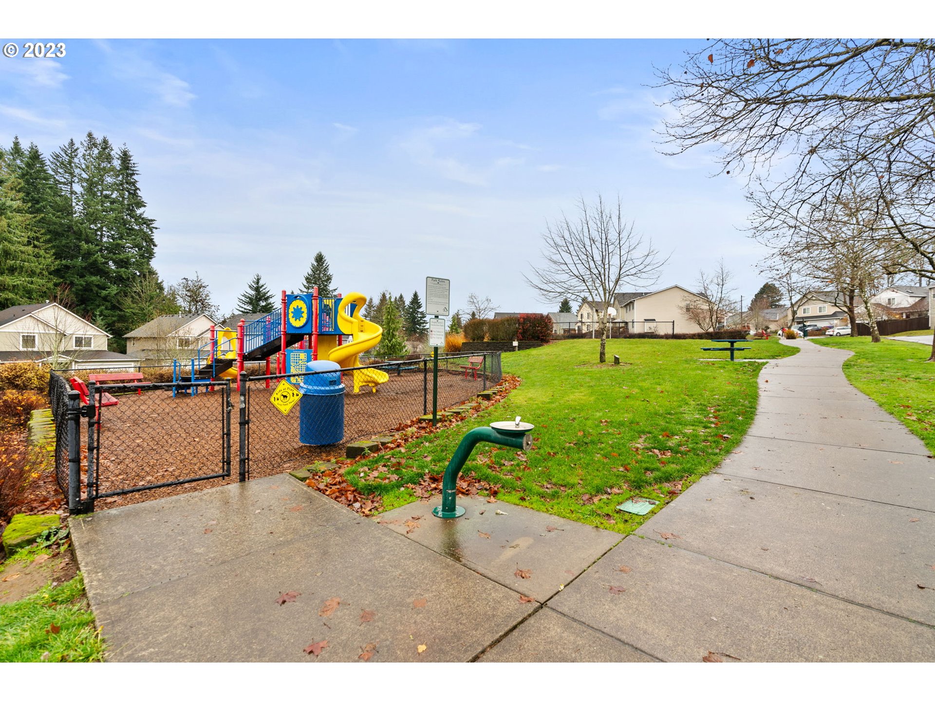 38446 Miller Street Sandy, OR 97055 - Photo 38 of 40 a view of a park with benches