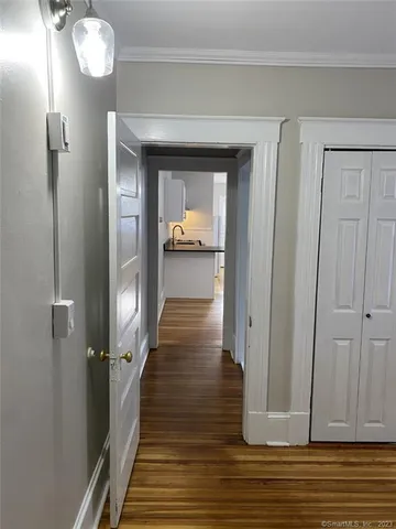 $1,100 | 34 Center Street, Unit 4, Bristol, CT 06010