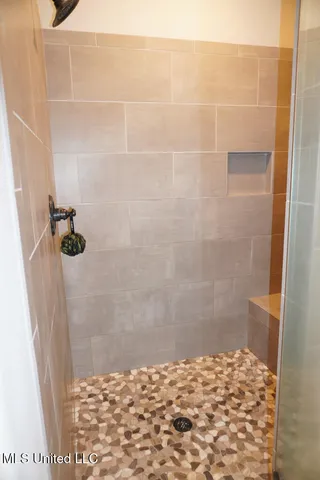 $469,000 | 115 Post Oak Drive, Oxford, MS 38655