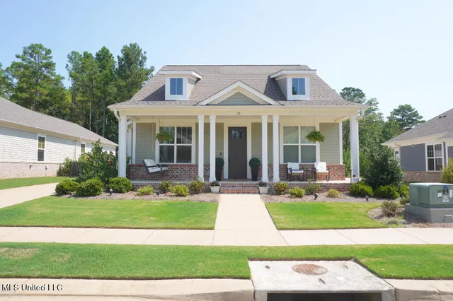 $469,000 | 115 Post Oak Drive, Oxford, MS 38655