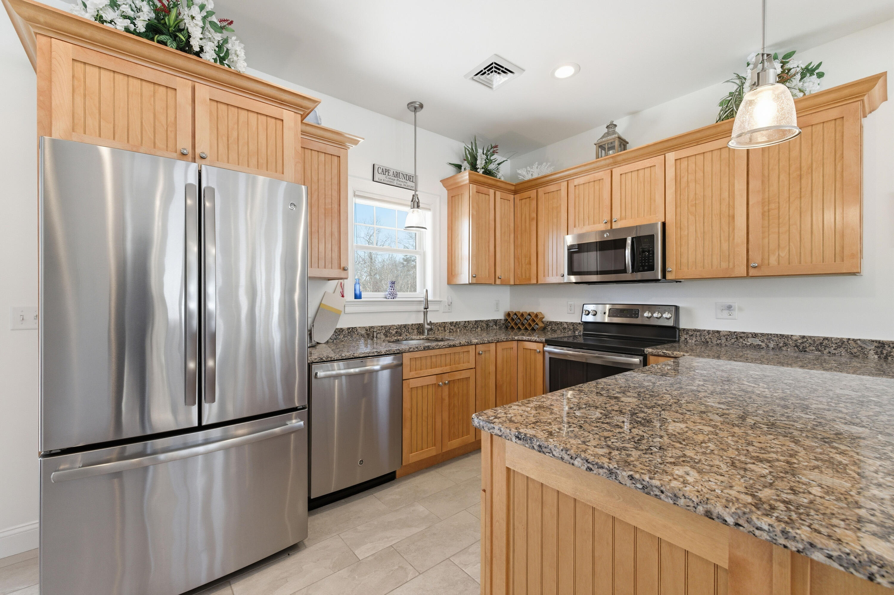 17 Adams Lane, Unit 1 Arundel, ME 04046 - Photo 22 of 43 3G0A5213