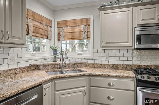 $625,000 | 37 Ravens Pointe, Lake St. Louis, MO 63367