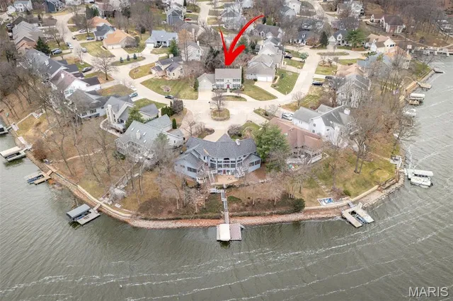 $625,000 | 37 Ravens Pointe, Lake St. Louis, MO 63367