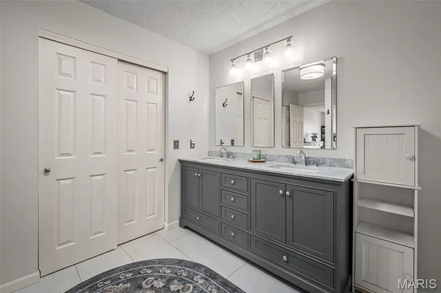 $625,000 | 37 Ravens Pointe, Lake St. Louis, MO 63367