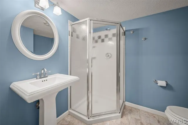 $625,000 | 37 Ravens Pointe, Lake St. Louis, MO 63367