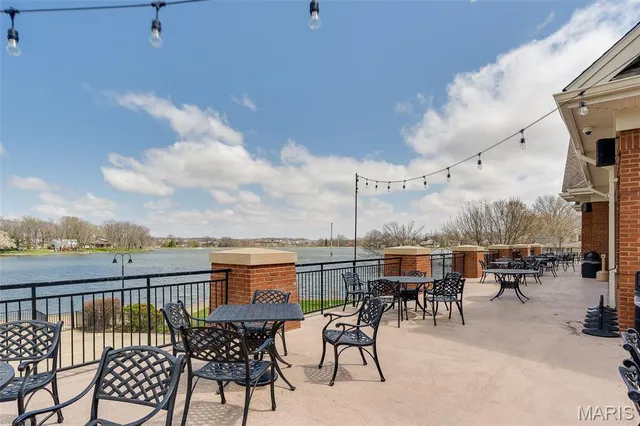 $625,000 | 37 Ravens Pointe, Lake St. Louis, MO 63367