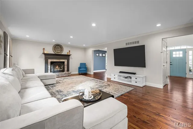 $625,000 | 37 Ravens Pointe, Lake St. Louis, MO 63367