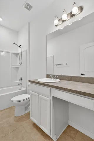 $2,975 | 2802 Southwest Ann Arbor Road, Port St. Lucie, FL 34953