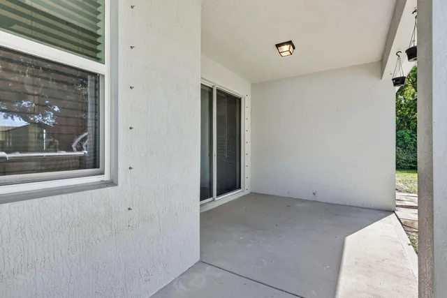 $2,975 | 2802 Southwest Ann Arbor Road, Port St. Lucie, FL 34953