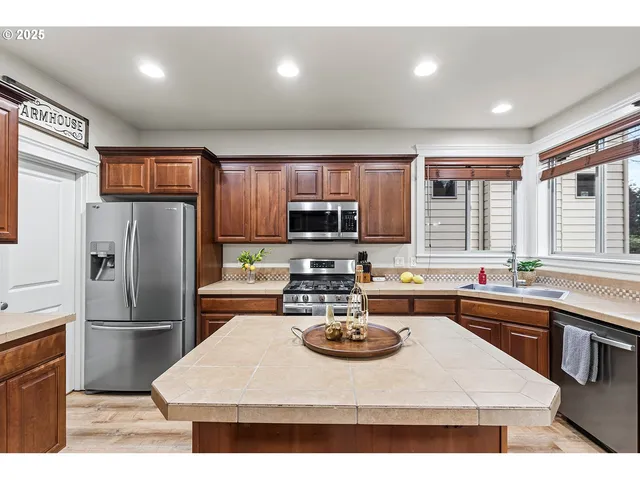 $540,000 | 4915 Northeast 109th Street, Vancouver, WA 98686