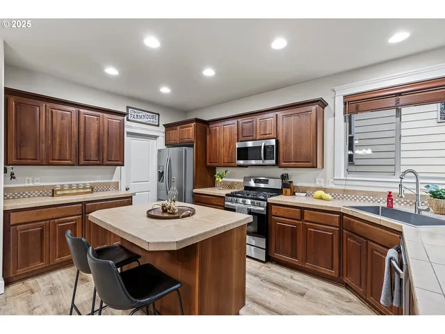 $540,000 | 4915 Northeast 109th Street, Vancouver, WA 98686