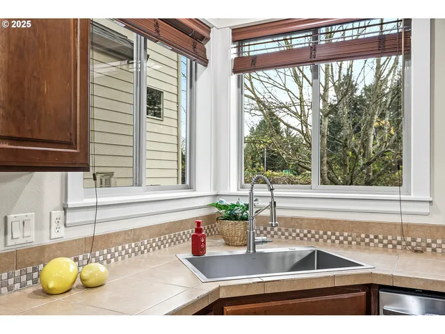 $540,000 | 4915 Northeast 109th Street, Vancouver, WA 98686