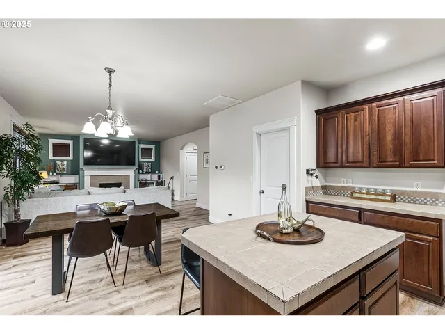 $540,000 | 4915 Northeast 109th Street, Vancouver, WA 98686