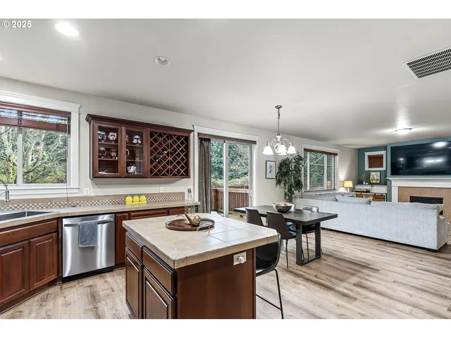 $540,000 | 4915 Northeast 109th Street, Vancouver, WA 98686