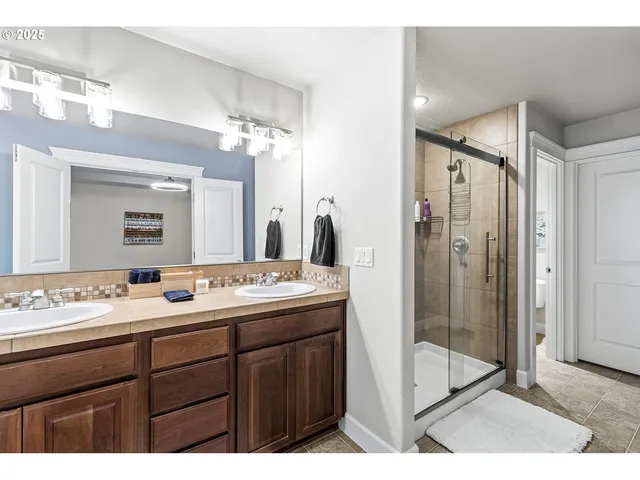 $540,000 | 4915 Northeast 109th Street, Vancouver, WA 98686