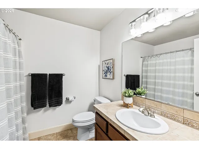 $540,000 | 4915 Northeast 109th Street, Vancouver, WA 98686