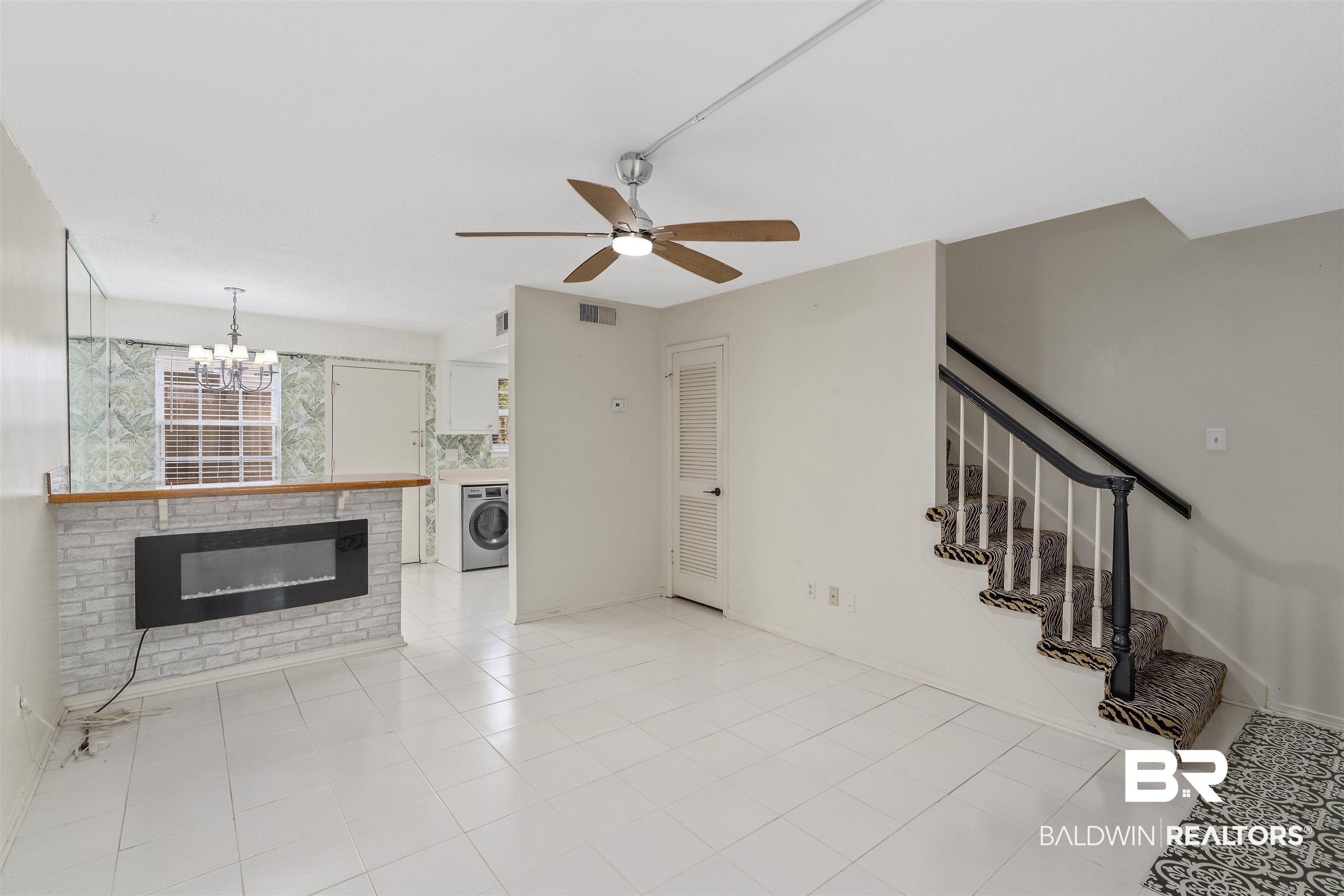 112 Du Rhu Drive, Unit D Mobile, AL 36608 - Photo 4 of 19