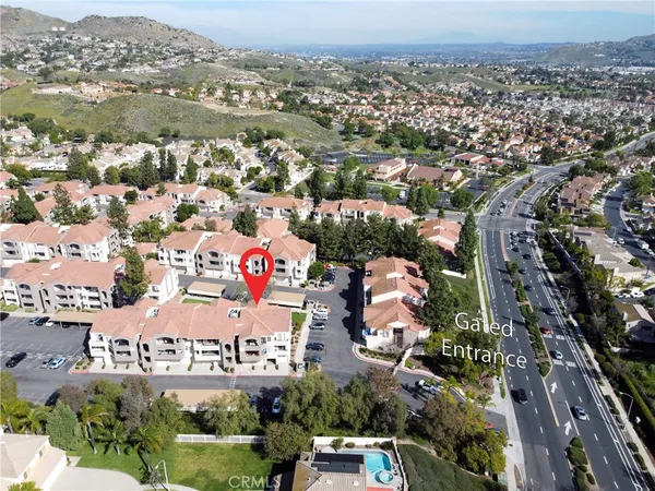 $429,500 | 1010 La Terraza Circle, Unit 207, Corona, CA 92879
