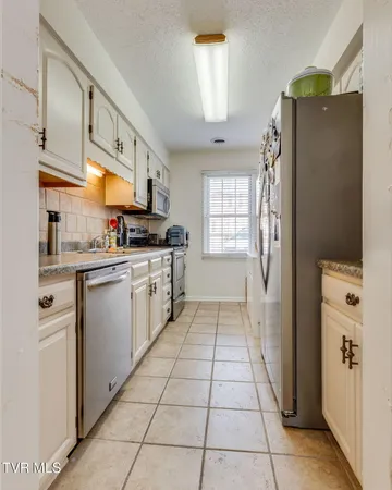$229,500 | 400 Sunset Drive, Unit Q86, Johnson City, TN 37604