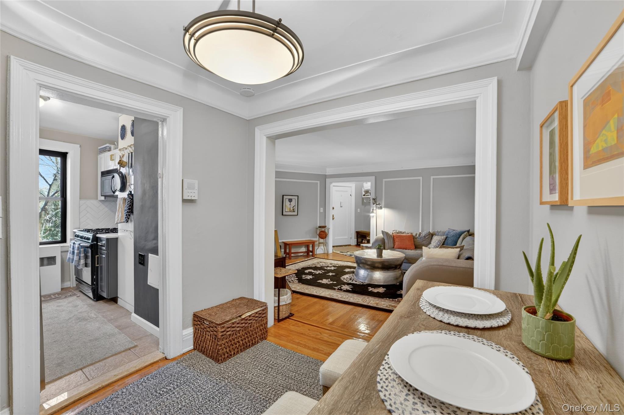 42 Pondfield Road West, Unit 4F Bronxville, NY 10708 - Photo 14 of 30