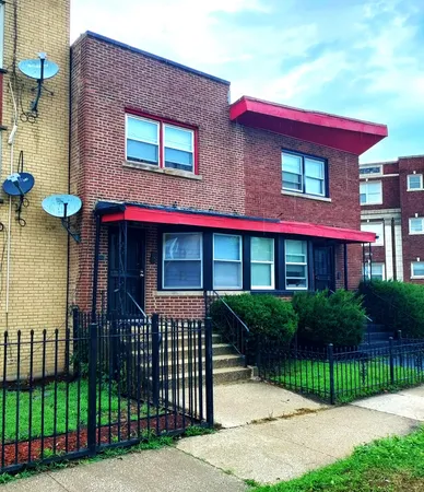 $109,000 | 2430 East 73rd Street, Chicago, IL 60649