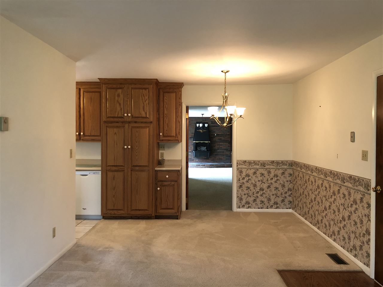 310 Spring Street Geneva, IN 46740 - Photo 10 of 36 Gallery Image 10