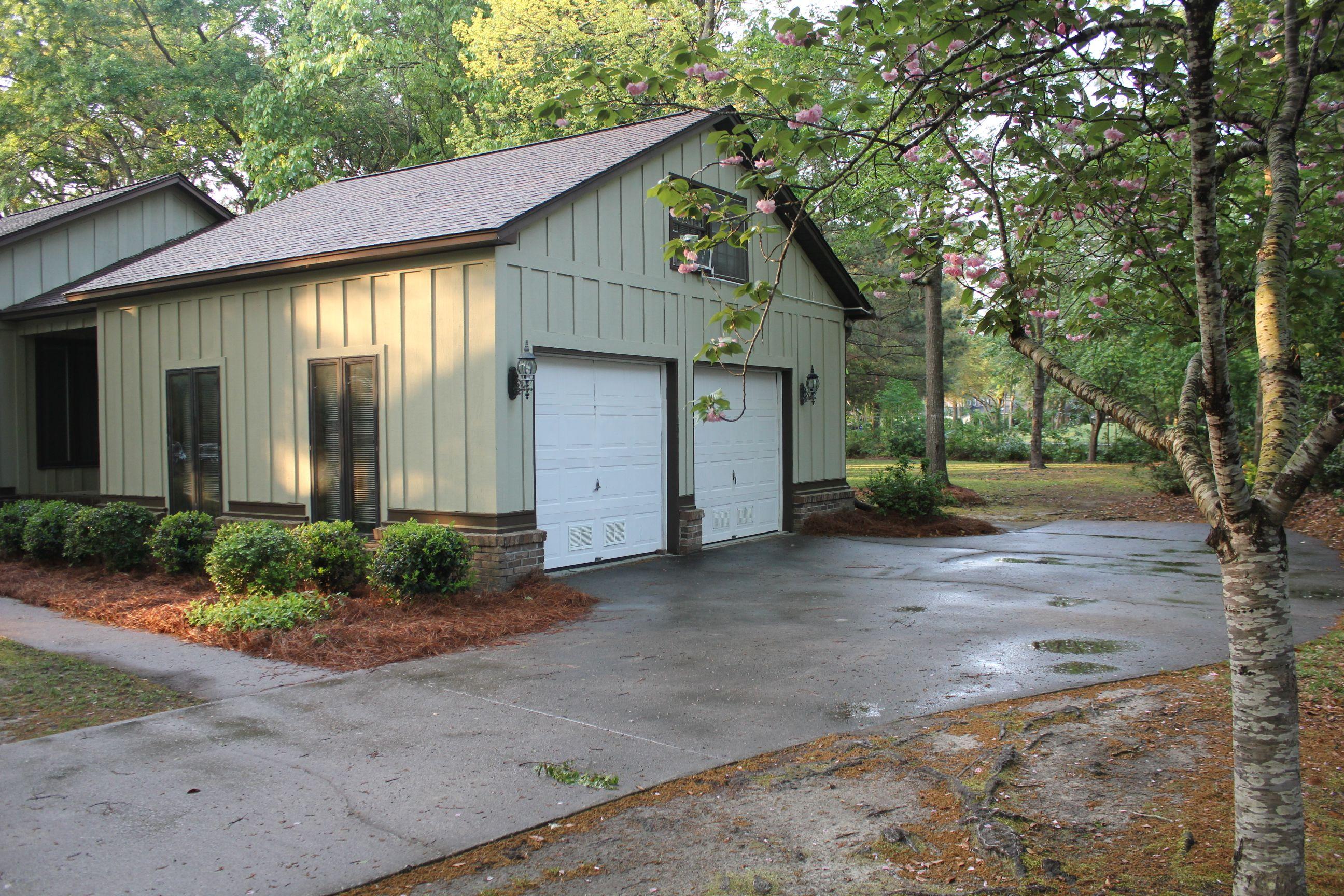 1036 Governors Road Mount Pleasant, SC 29464 - Photo 3 of 26 Front 3