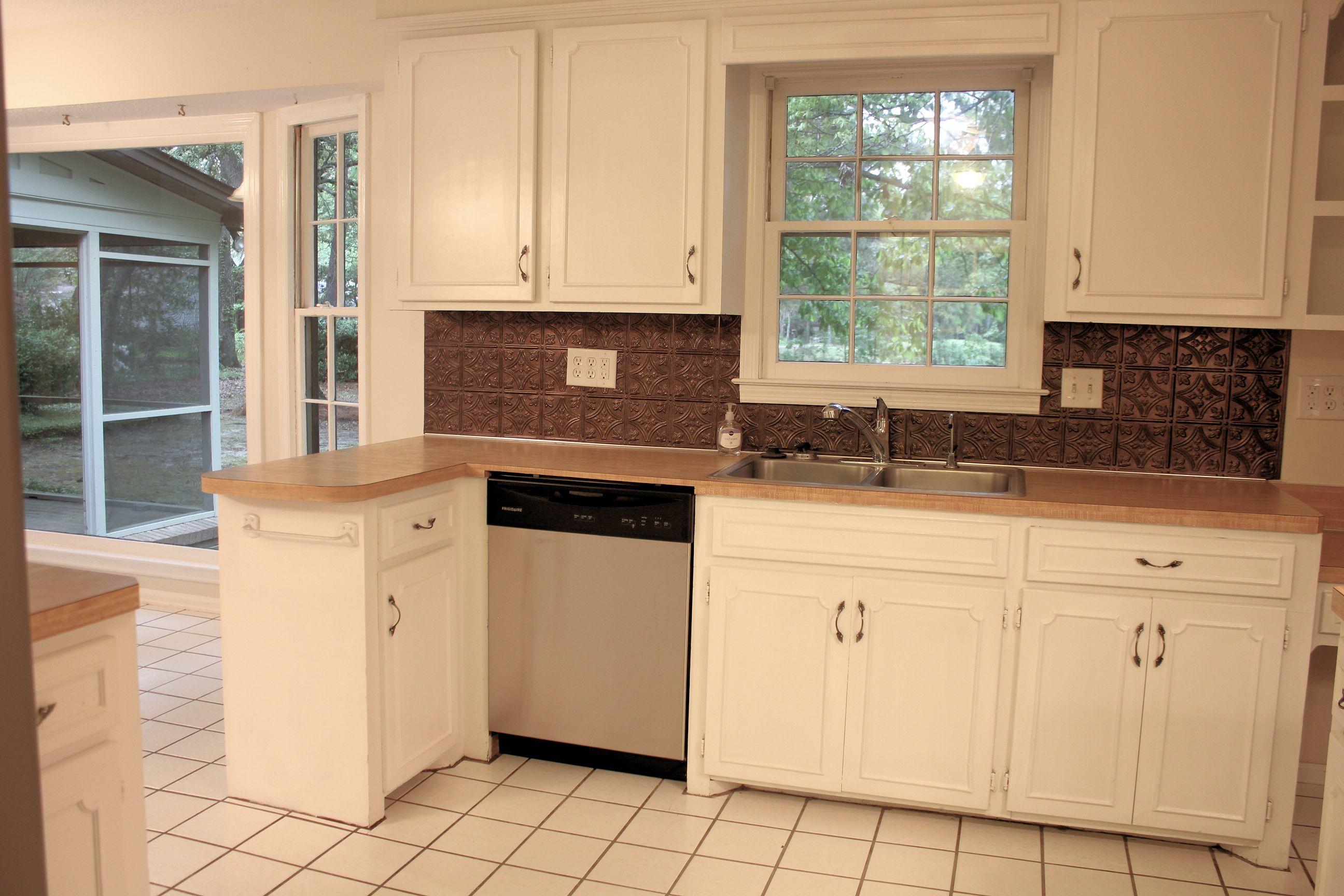 1036 Governors Road Mount Pleasant, SC 29464 - Photo 8 of 26 Kitchen 4