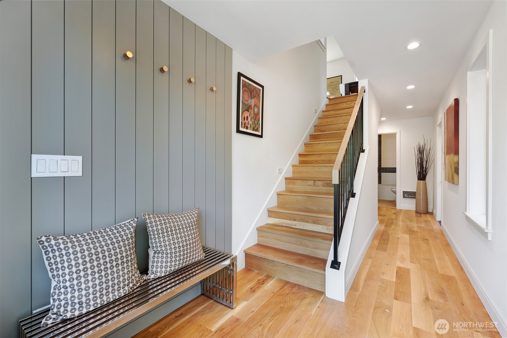 707 North 65th Street Seattle, WA 98103 - Photo 3 of 38 Gallery Image 3