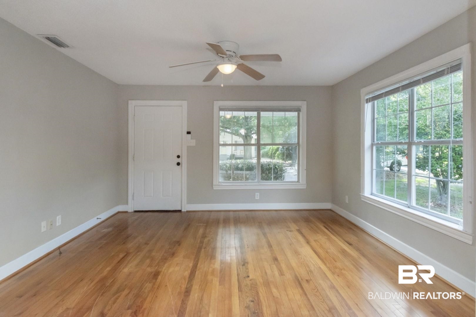 55 Bishop Lane South Mobile, AL 36608 - Photo 3 of 33