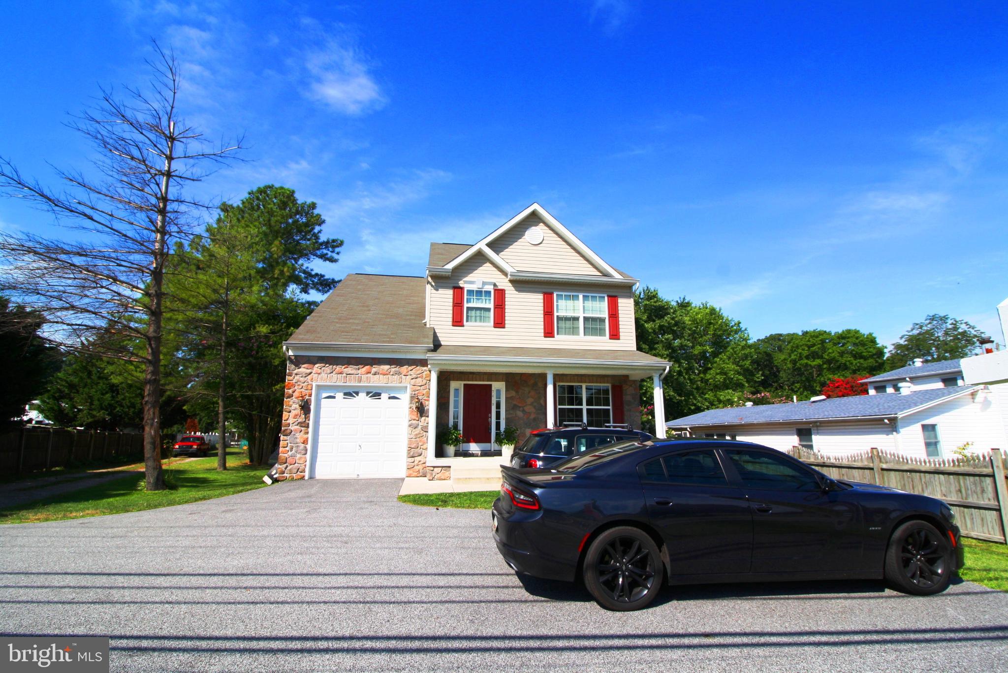 7419 North Point Road Baltimore, MD 21219 - Photo 4 of 46