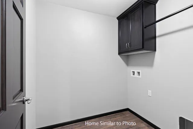 $374,900 | 1692 Betty Jean Ln Green, Green Bay, WI 54313