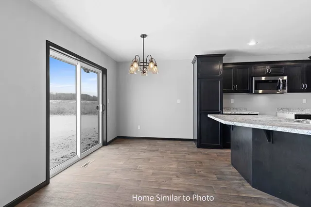 $374,900 | 1692 Betty Jean Ln Green, Green Bay, WI 54313