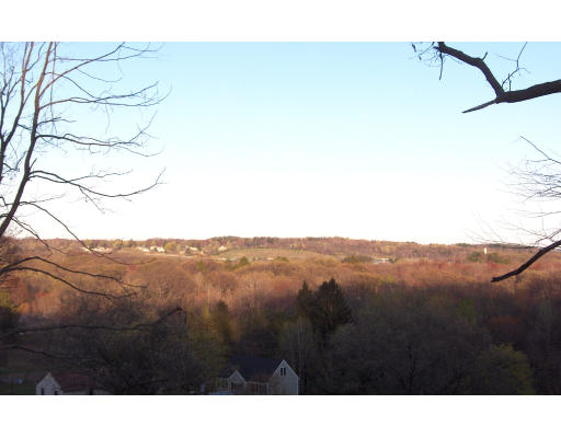 34 Meadowbrook Road Auburn, MA 01501 - Photo 6 of 11 Gallery Image 6