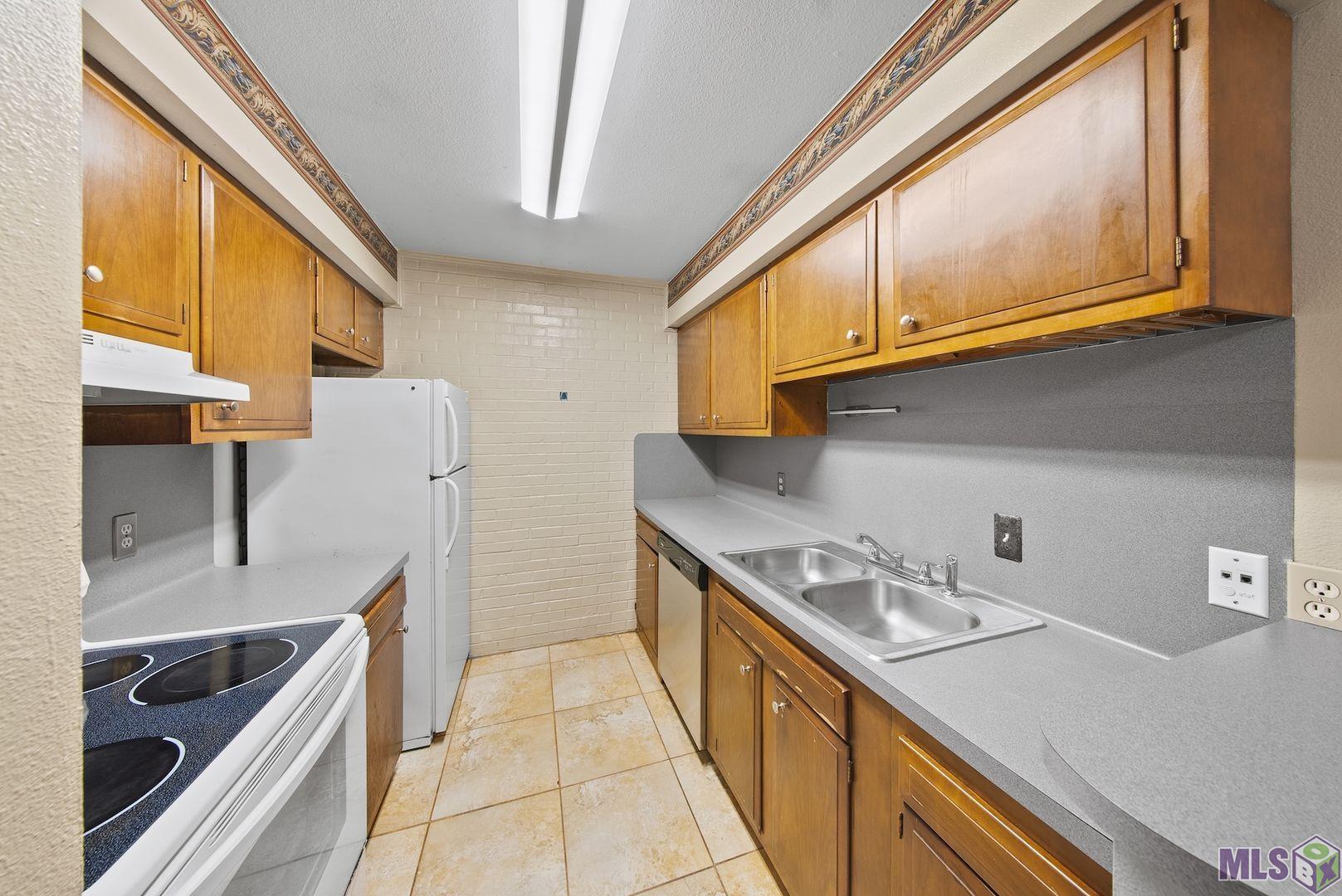 2100 College Drive, Unit 58 Baton Rouge, LA 70808 - Photo 3 of 7