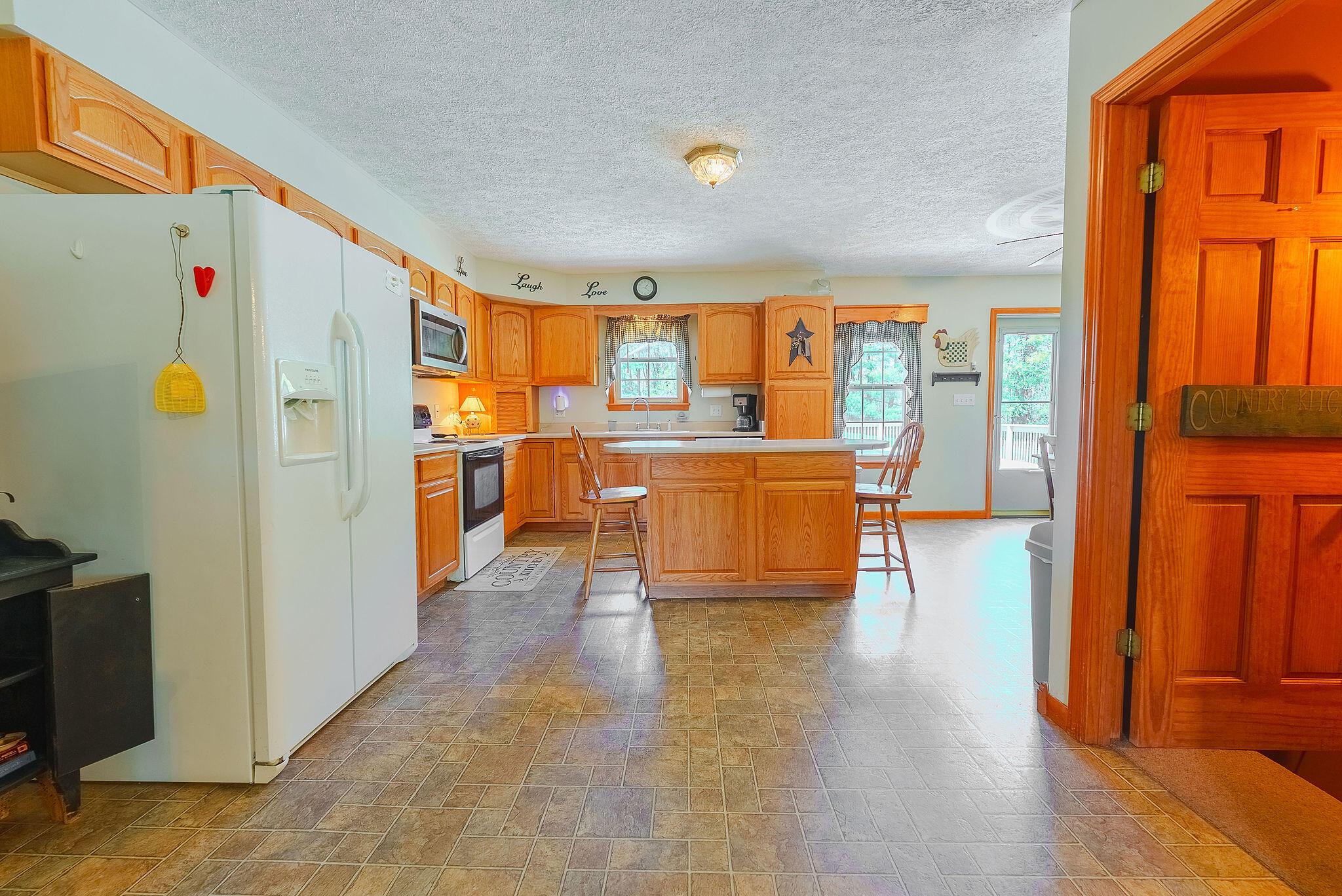 839 Falls Road Bainbridge, OH 45612 - Photo 8 of 50 LDA08646-HDR