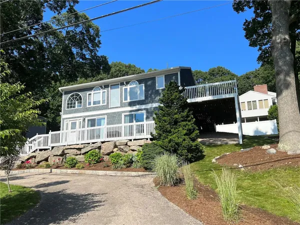 $4,000 | 57 Saybrook Avenue, Narragansett, RI 02882