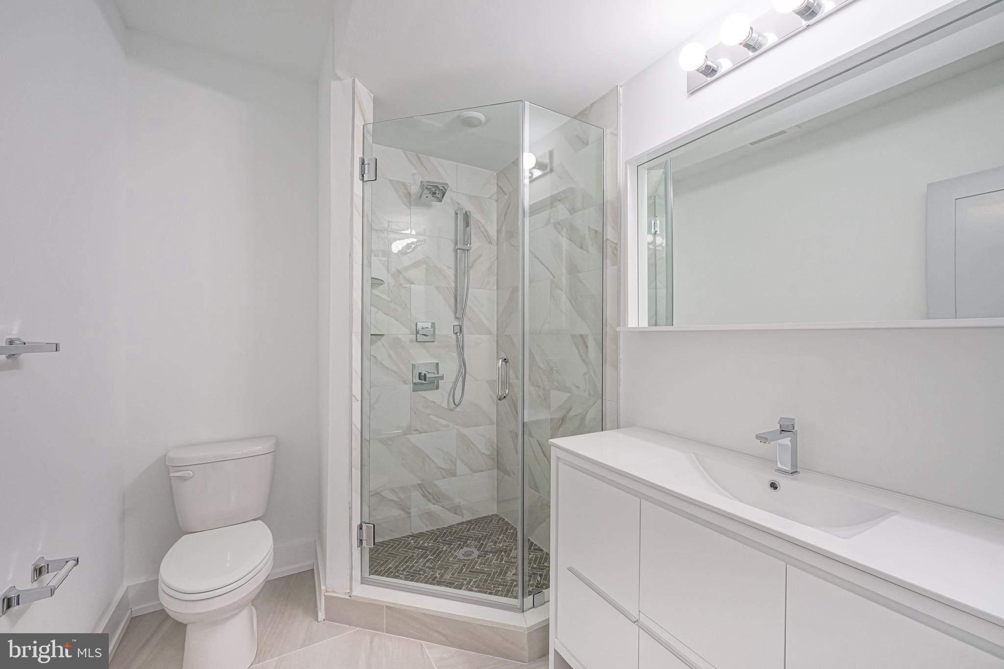 1544 South 20th Street, Unit A Philadelphia, PA 19146 - Photo 15 of 23