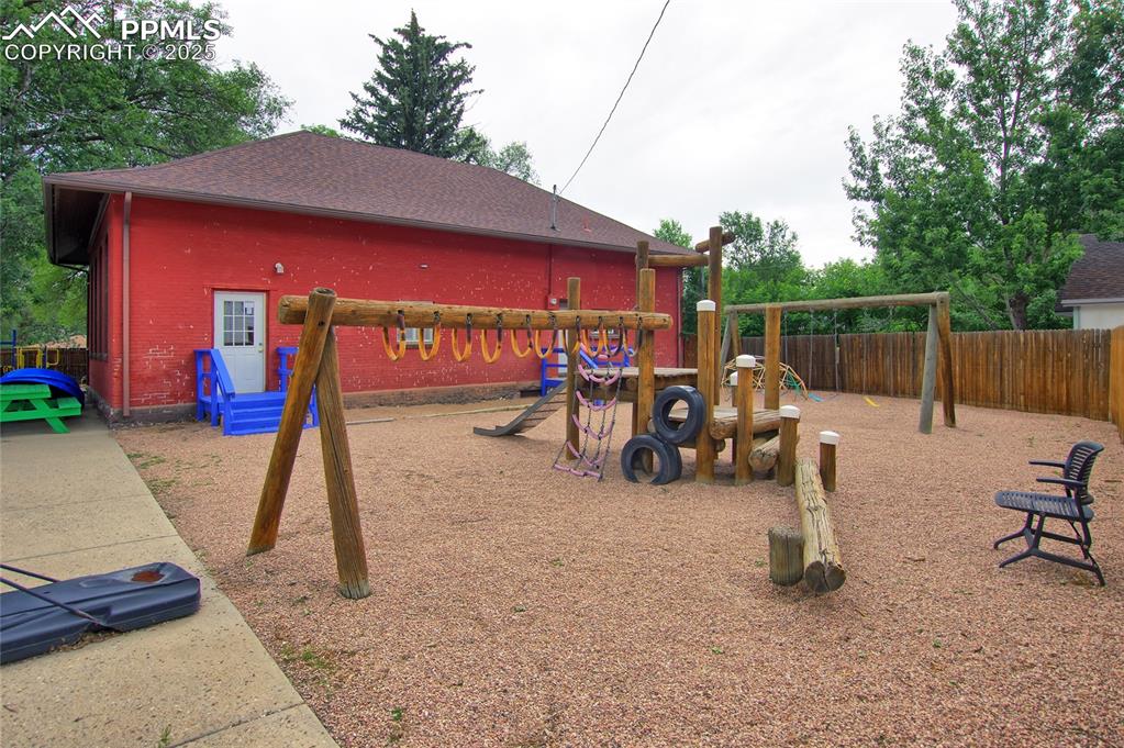1015 West Cheyenne Road Colorado Springs, CO 80906 - Photo 31 of 33 a view of a park with furniture