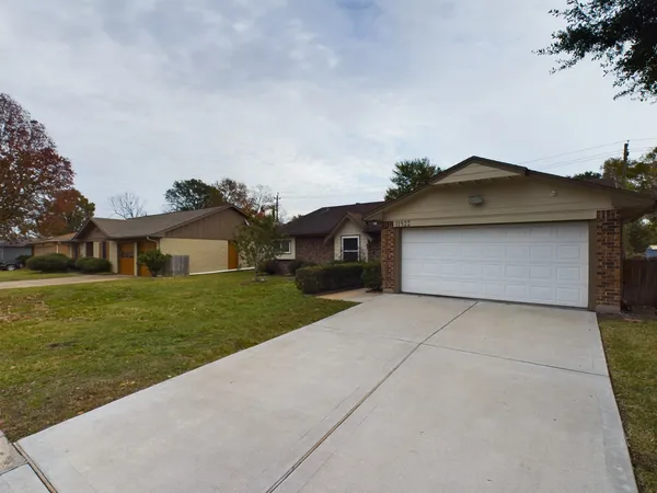 $2,000 | 11522 Sagegrove Lane, Houston, TX 77089