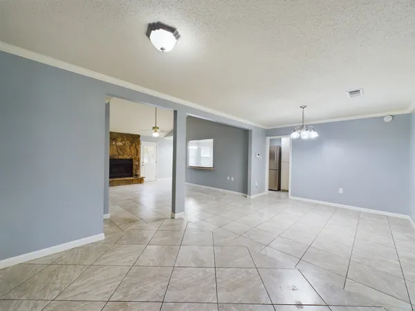$2,000 | 11522 Sagegrove Lane, Houston, TX 77089