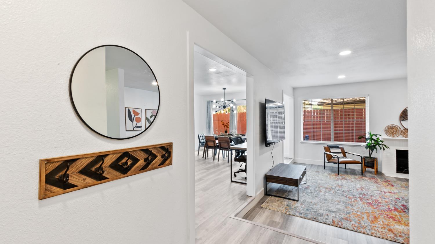 6400 Coyle Avenue Carmichael, CA 95608 - Photo 4 of 33