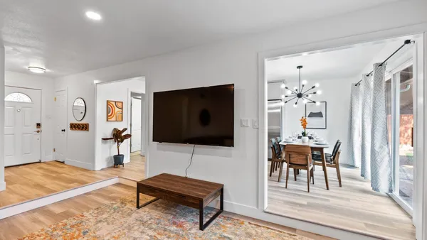 $479,777 | 6400 Coyle Avenue, Carmichael, CA 95608